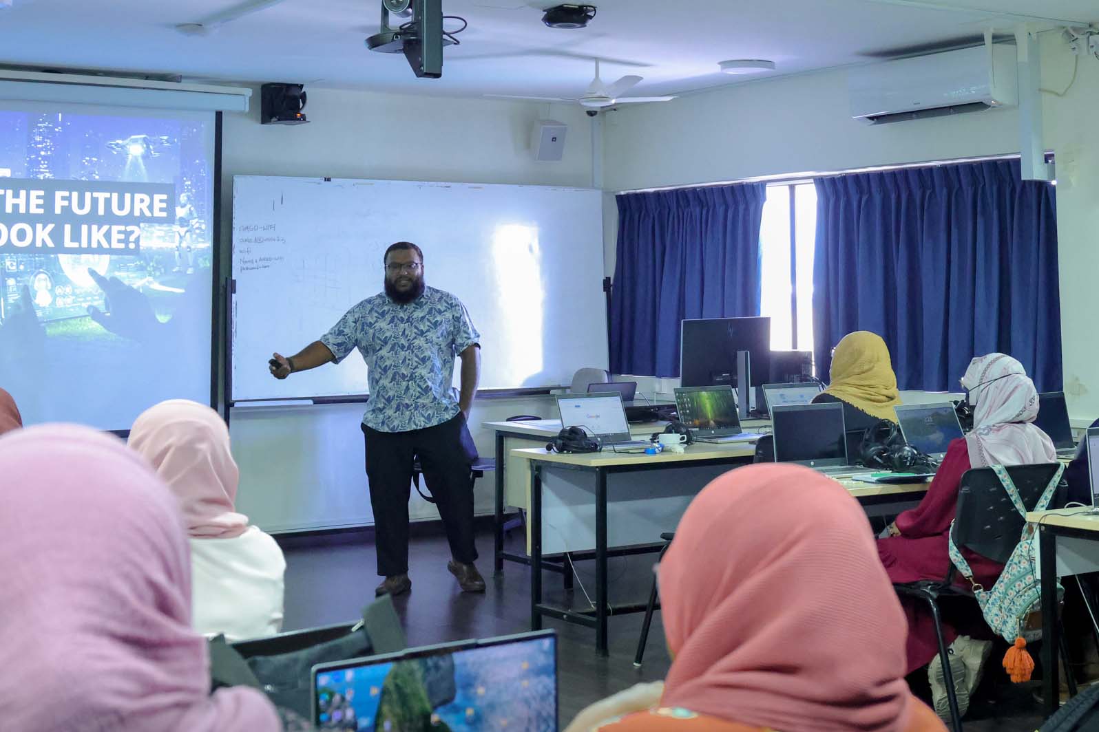 Javaabu CEO Conducts AI Workshop at EduTech Symposium 2025 Hosted by The Maldives National University