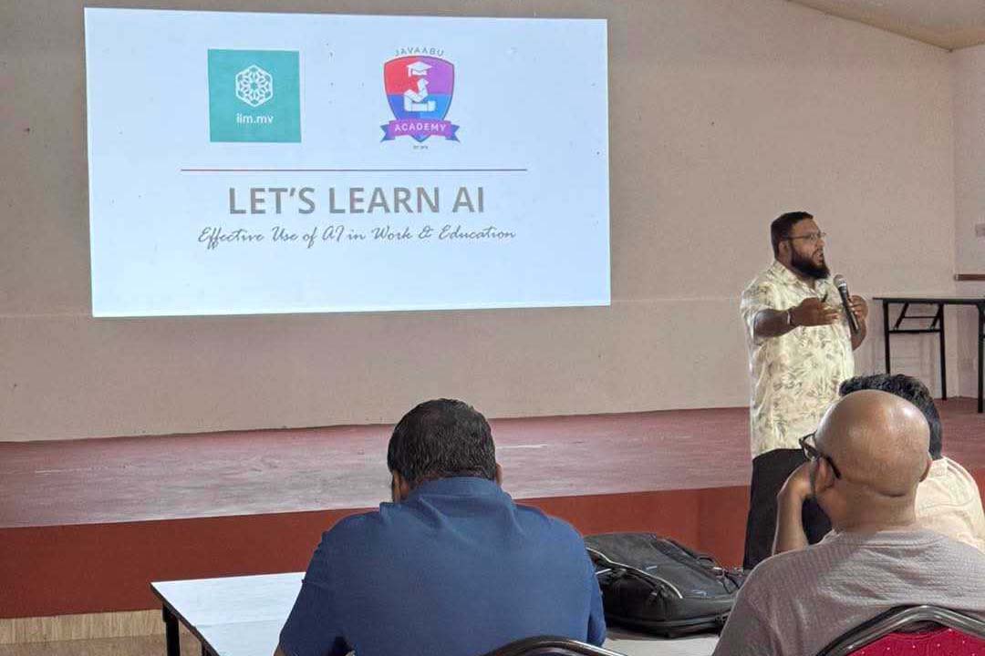 Javaabu Academy and Ilm NGO Conduct Free Community Training Sessions in L. Fonadhoo